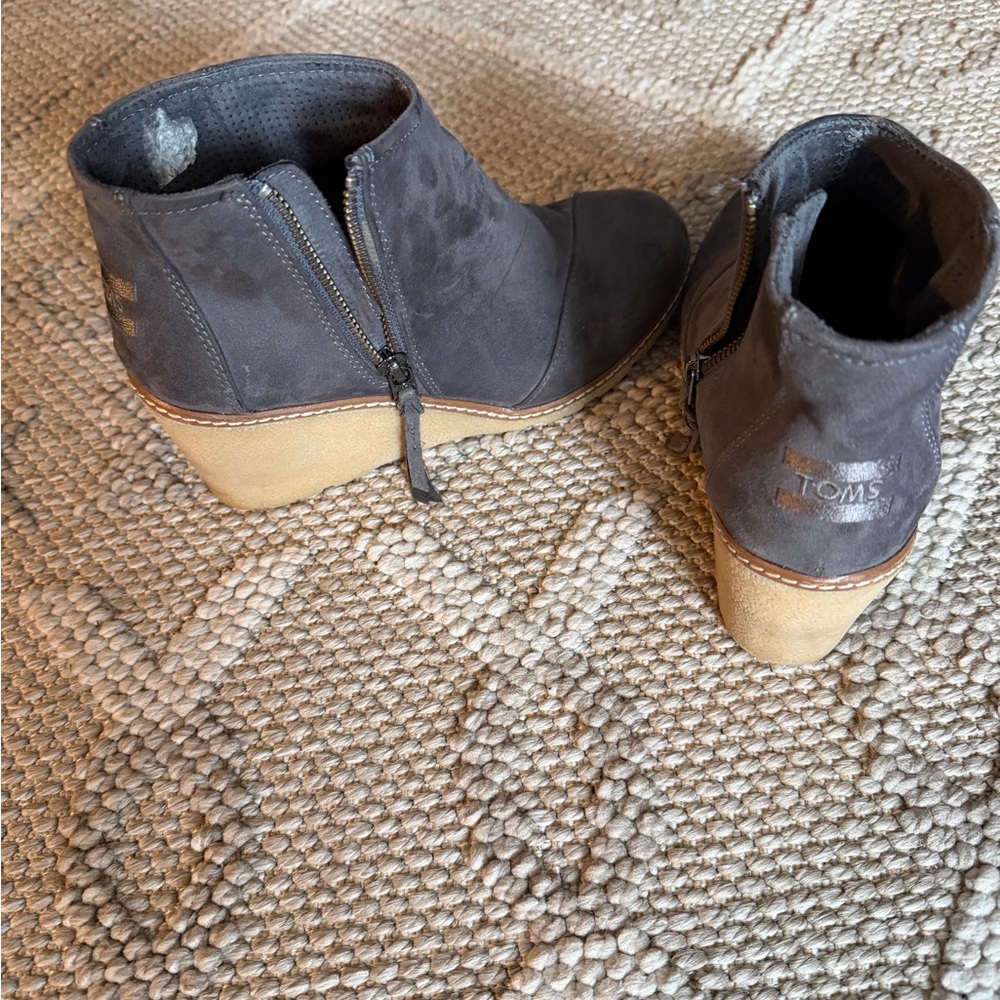 TOMS Women's Charcoal Ankle Booties
